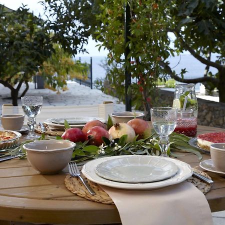 Avra Private Suites Lassi  Bagian luar foto