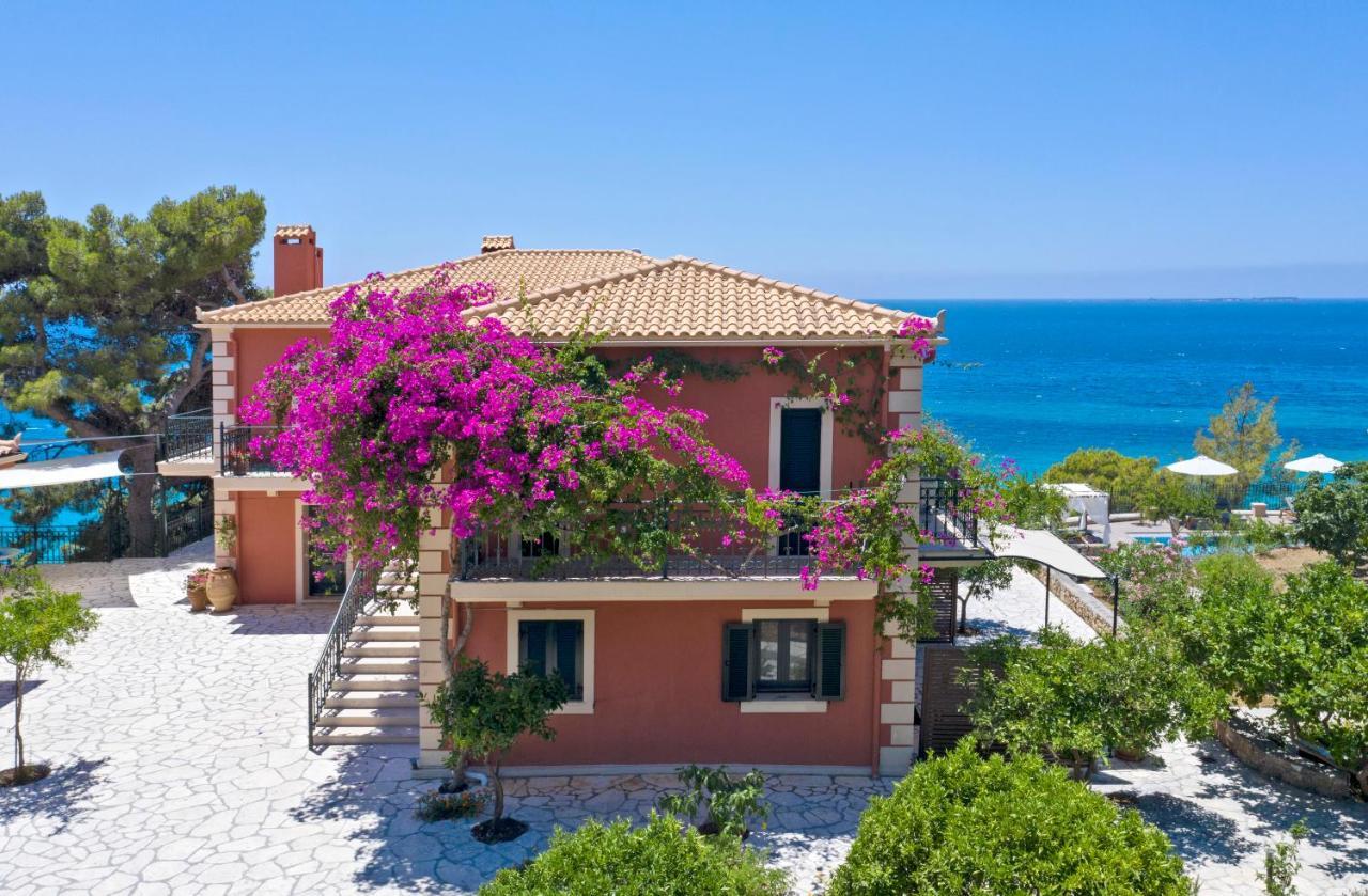 Avra Private Suites Lassi  Bagian luar foto