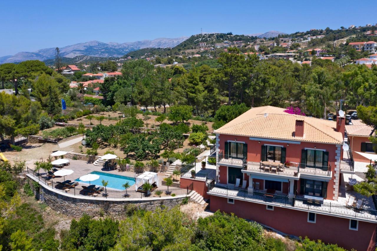 Avra Private Suites Lassi  Bagian luar foto