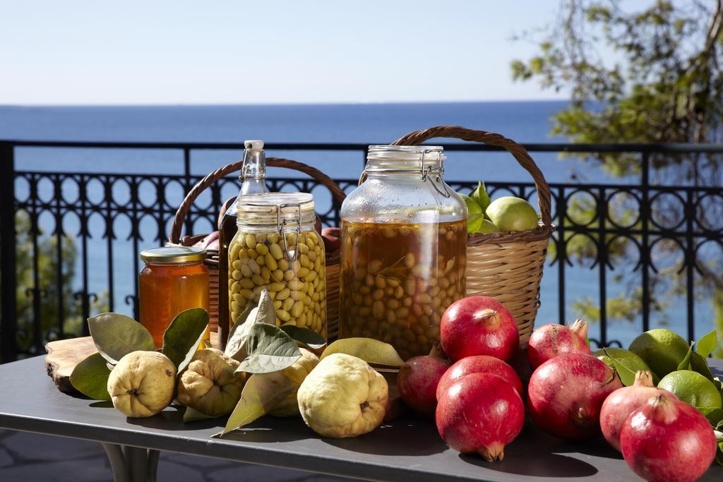 Avra Private Suites Lassi  Bagian luar foto