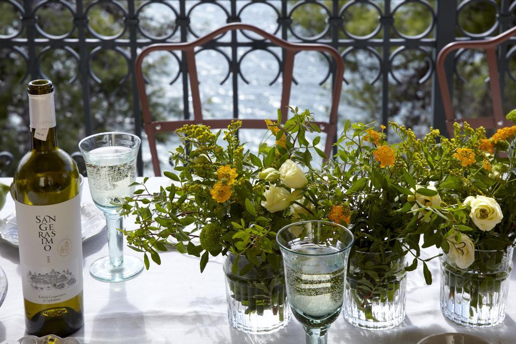 Avra Private Suites Lassi  Bagian luar foto
