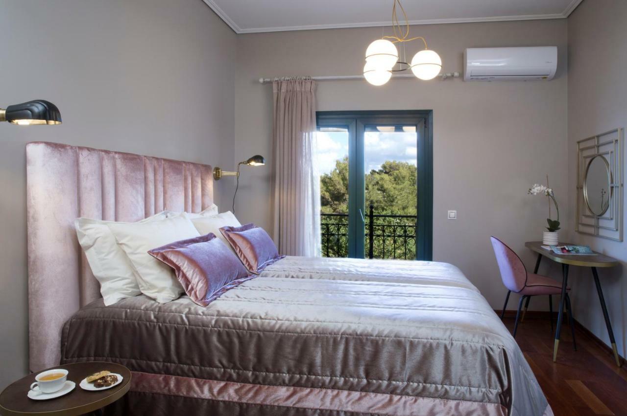 Avra Private Suites Lassi  Bagian luar foto