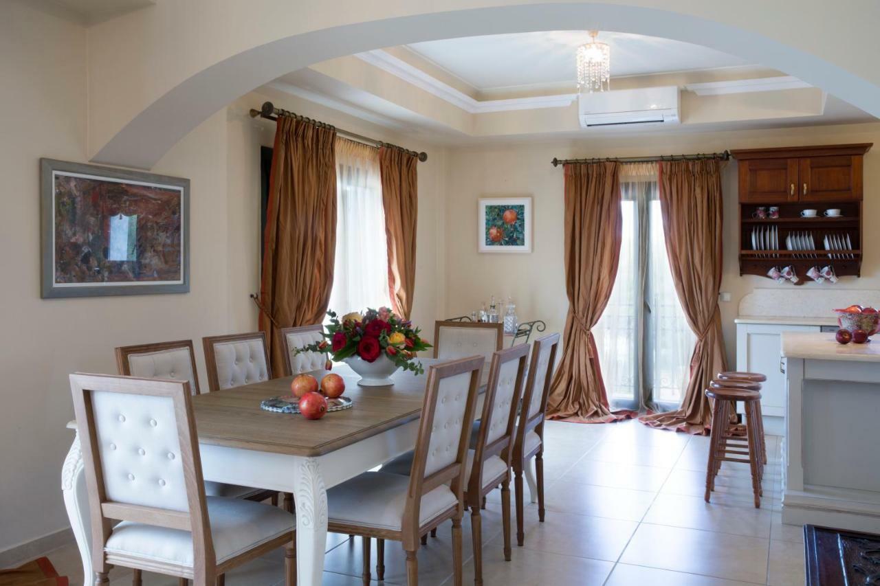 Avra Private Suites Lassi  Bagian luar foto