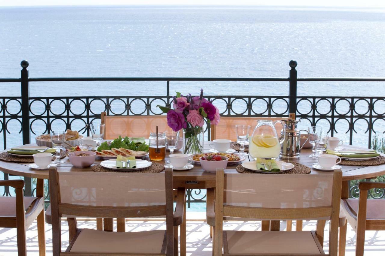 Avra Private Suites Lassi  Bagian luar foto