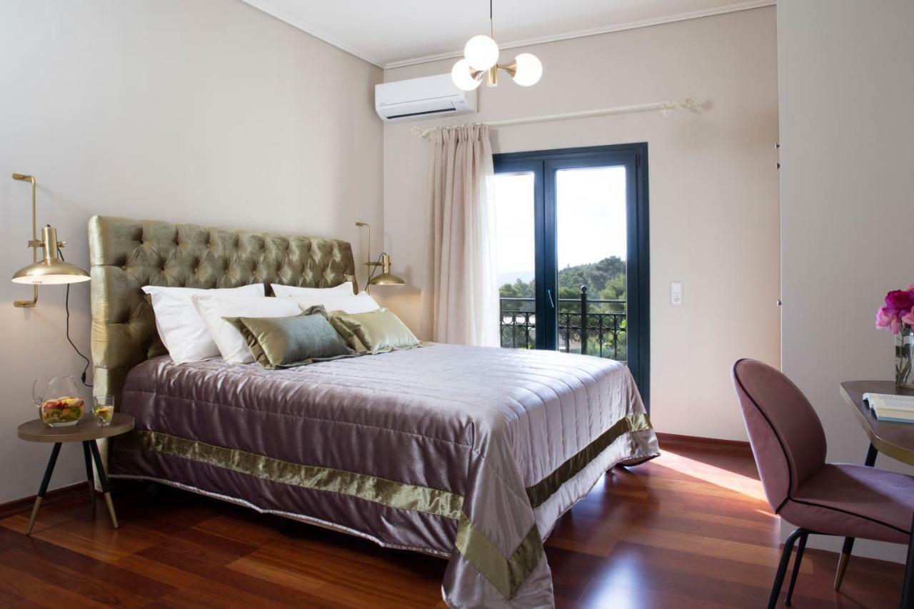 Avra Private Suites Lassi  Bagian luar foto