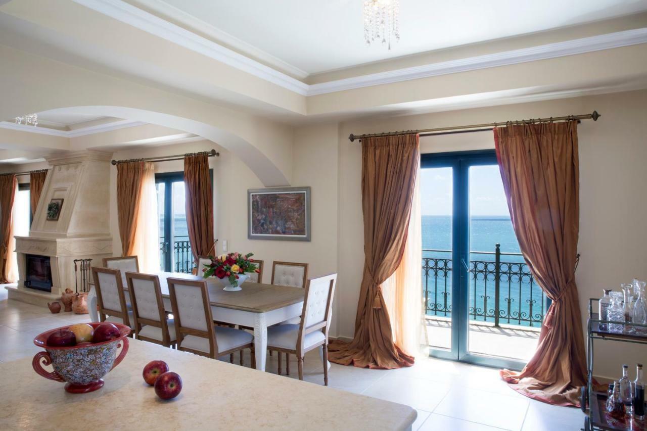 Avra Private Suites Lassi  Bagian luar foto