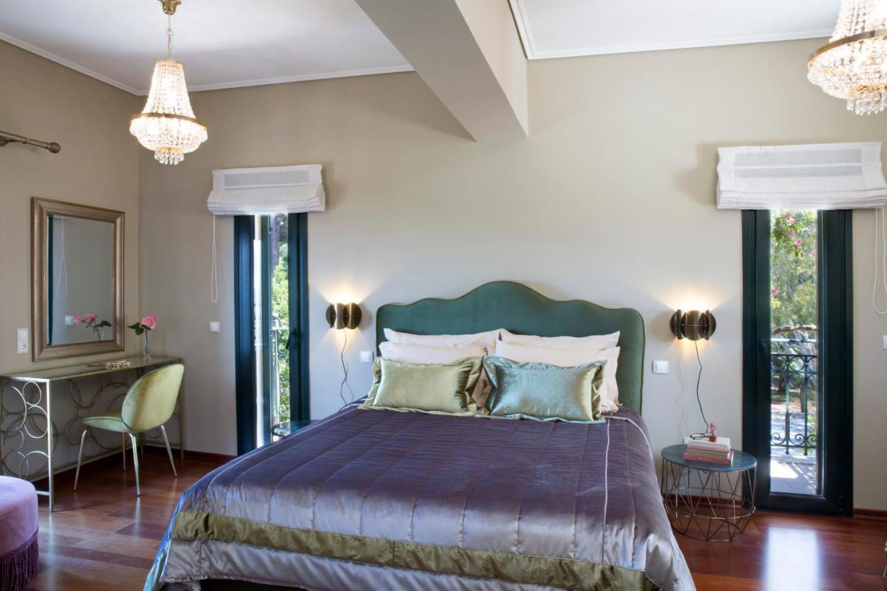 Avra Private Suites Lassi  Bagian luar foto